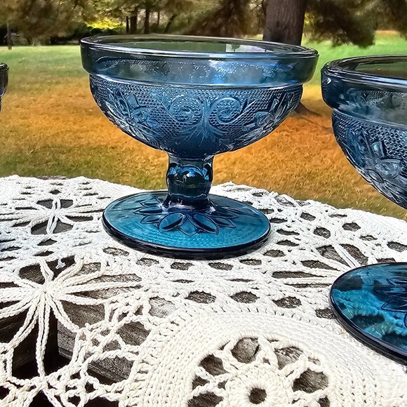 Bicentennial Colonial Blue glass sherbet dishes Tiara Indiana Glass 1970s set 4 - Picture 3 of 13